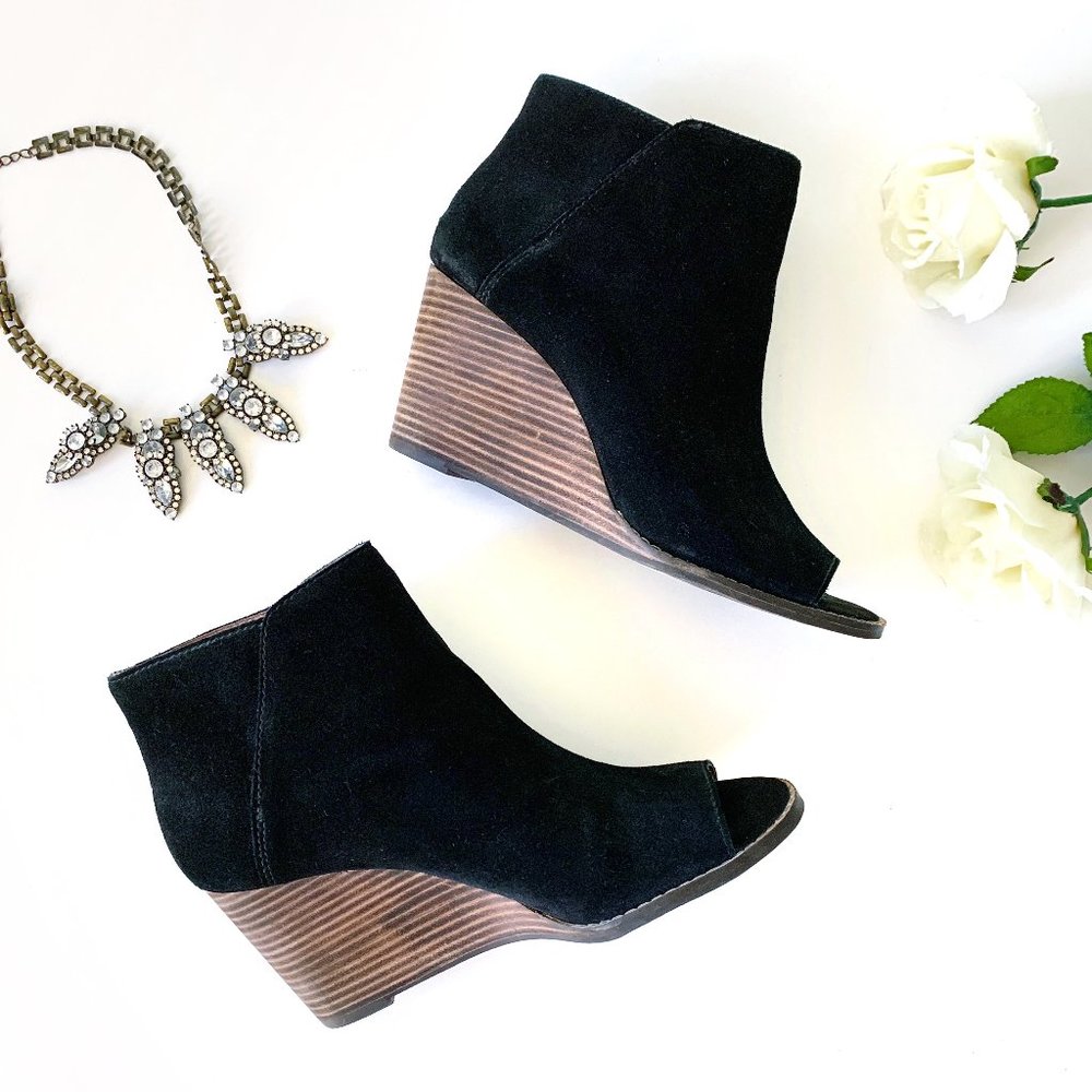 Lucky Brand Jezzah Peep Toe Wedge Bootie in Black